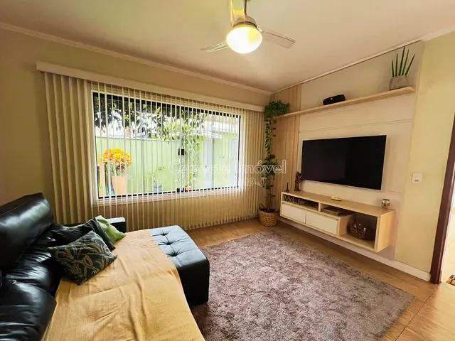 Casa com 250m² 3 quartos e 2 banheiros, à venda, no bairro Parque Residencial Groot em Holambra
