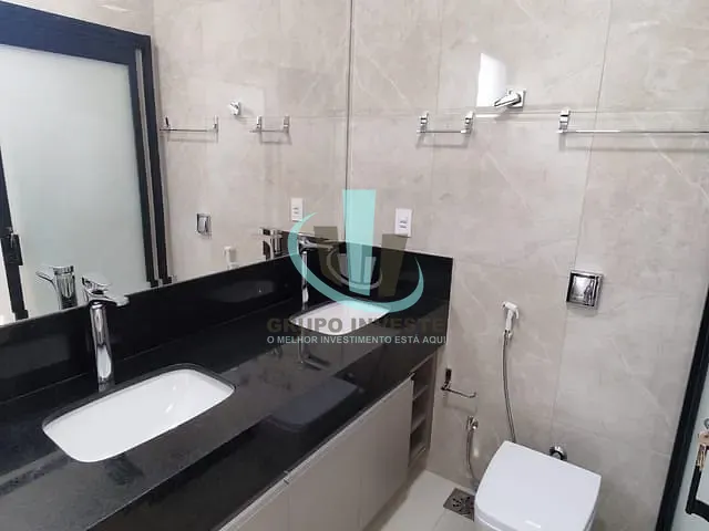 Casa com 336m² 3 quartos e 5 banheiros, à venda, no bairro CONDOMÍNIO PORTAL DAS TIPUANAS em ARARAQUARA