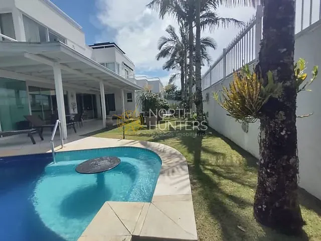 Casa com 700m² 4 quartos e 6 banheiros, à venda, no bairro Jurerê Internacional em Florianópolis