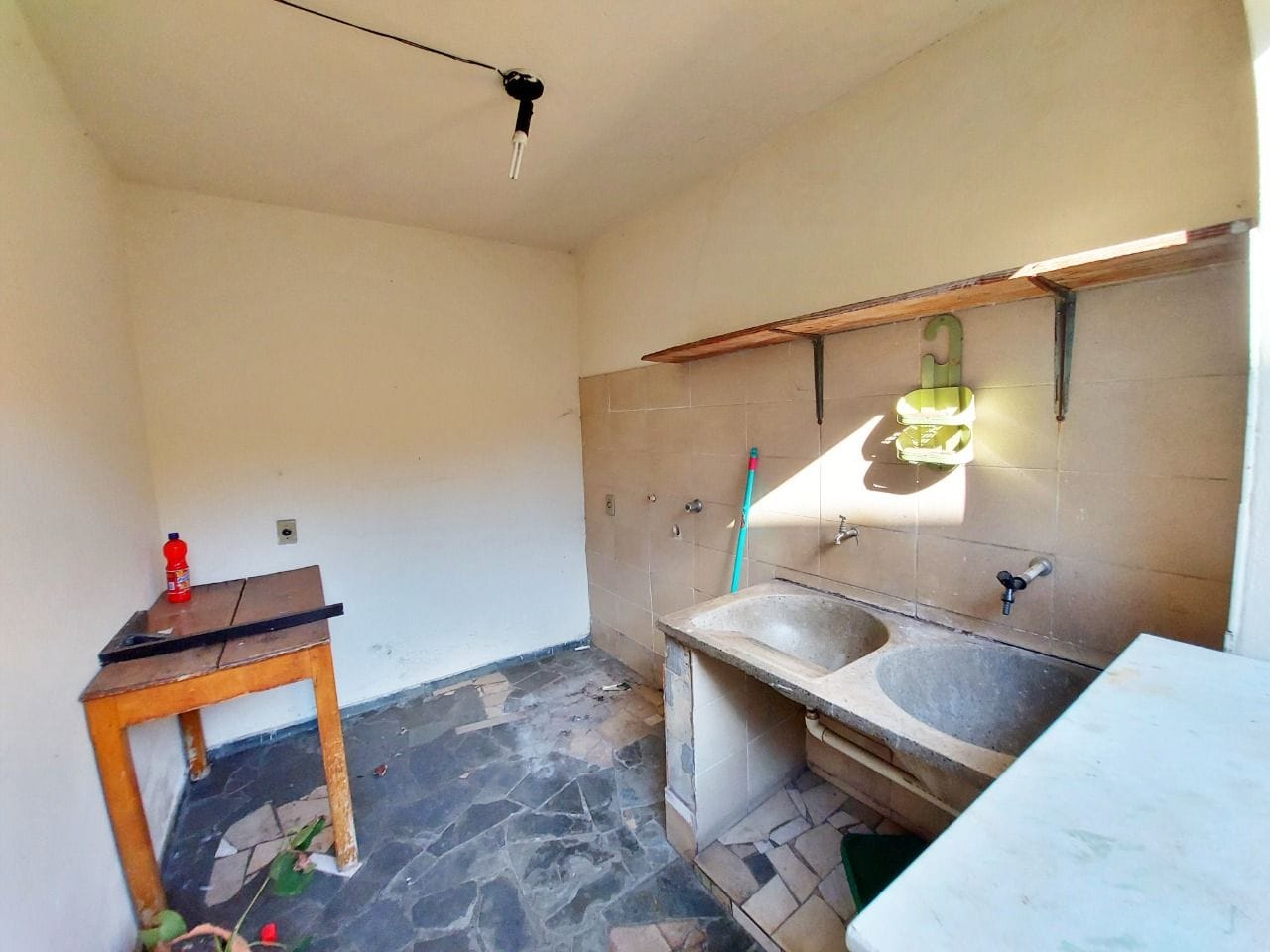 Casa à venda com 2 quartos, suíte, copa reversível e 3 vagas no Bairro Padre Eustáquio – Belo Horizonte/MG