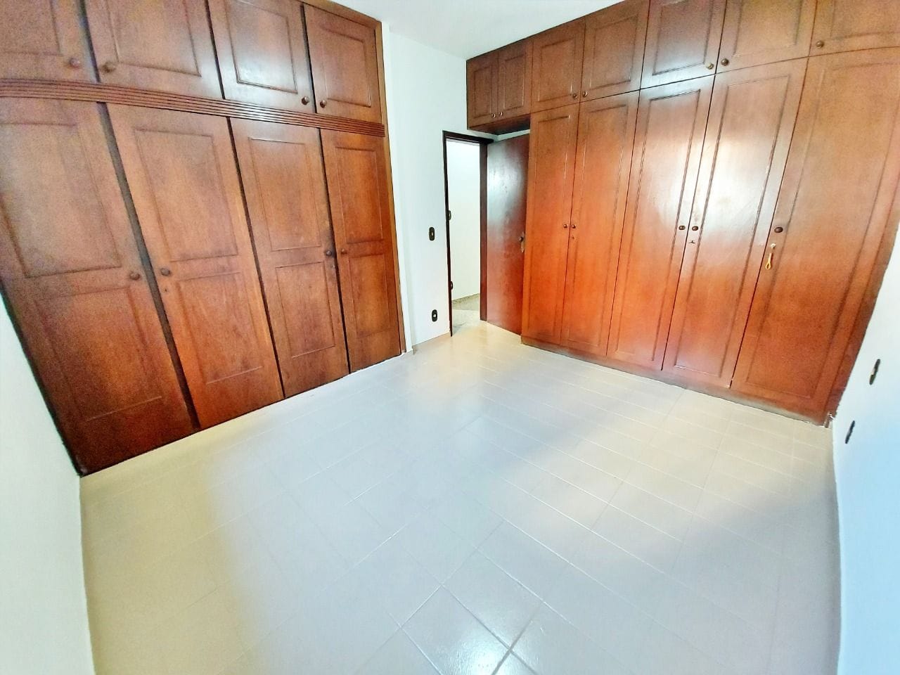 Casa à venda com 2 quartos, suíte, copa reversível e 3 vagas no Bairro Padre Eustáquio – Belo Horizonte/MG