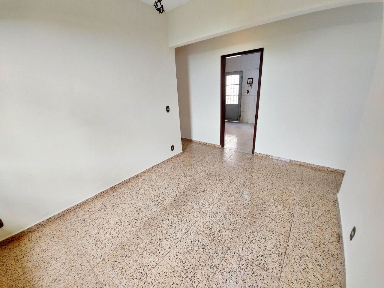 Casa à venda com 2 quartos, suíte, copa reversível e 3 vagas no Bairro Padre Eustáquio – Belo Horizonte/MG