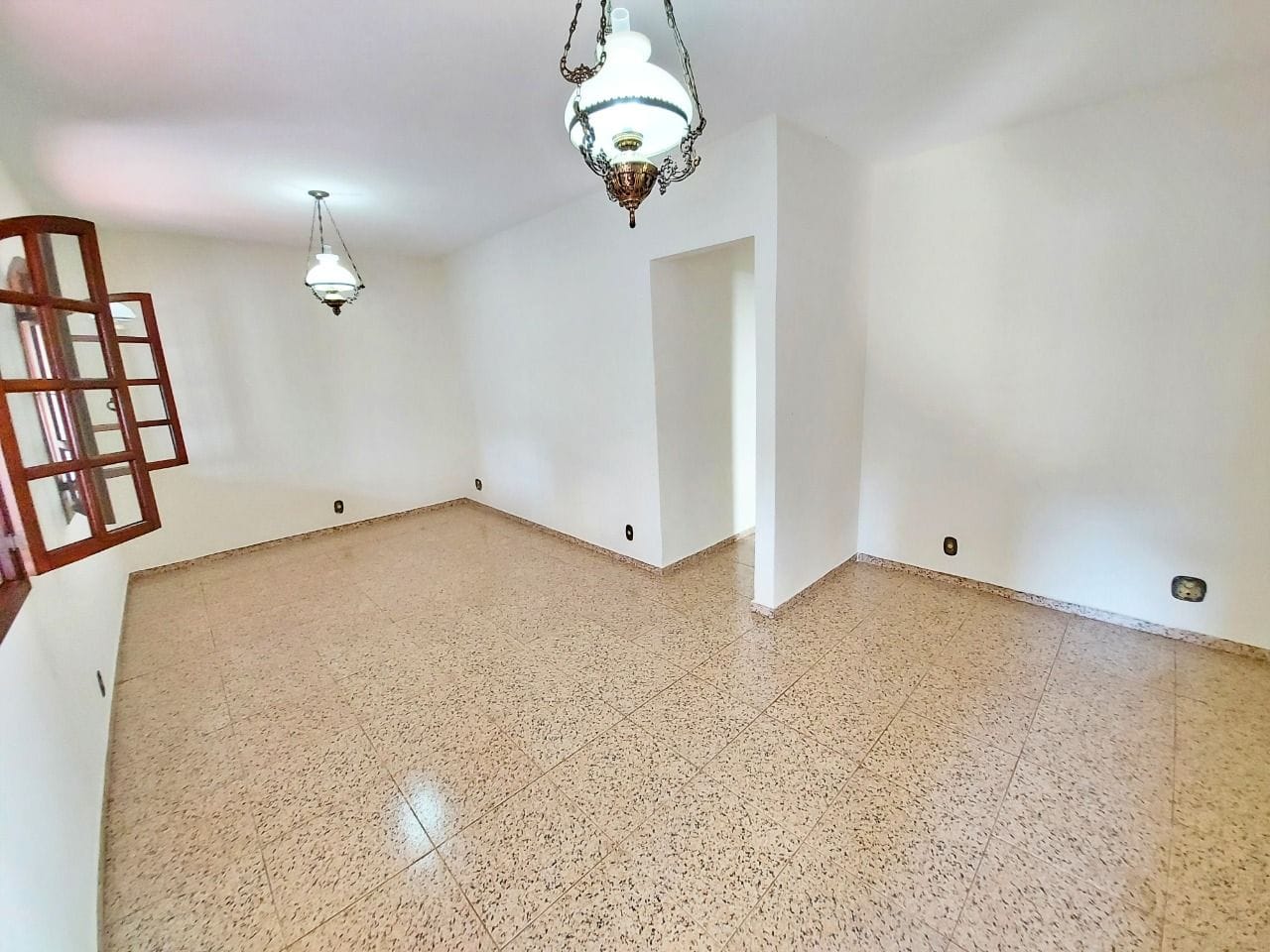 Casa à venda com 2 quartos, suíte, copa reversível e 3 vagas no Bairro Padre Eustáquio – Belo Horizonte/MG