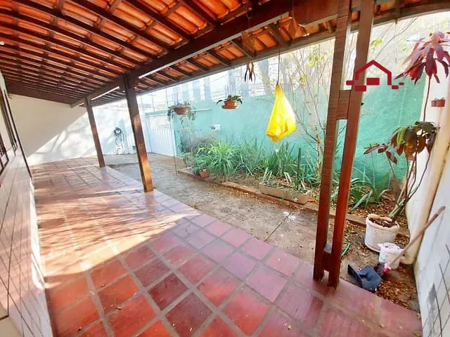 Casa 2 quartos e 2 banheiros, à venda, no bairro Padre Eustáquio em Belo Horizonte