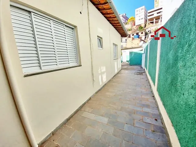 Casa 2 quartos e 2 banheiros, à venda, no bairro Padre Eustáquio em Belo Horizonte