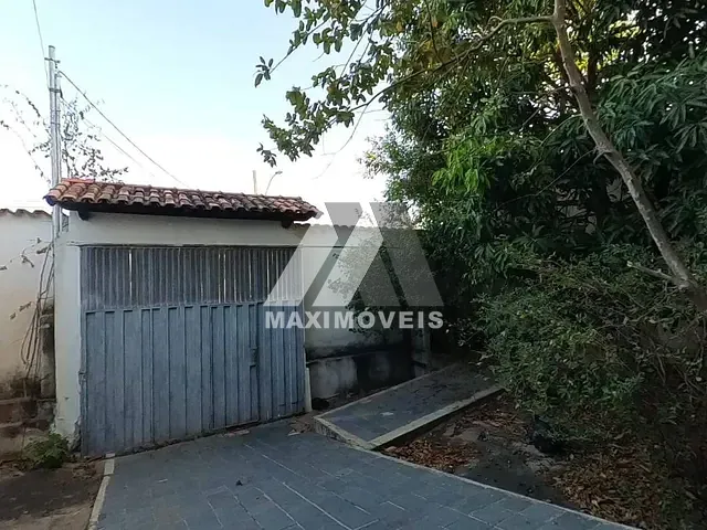 Casa com 612m² 5 quartos e 6 banheiros, à venda, no bairro Esplanada em Araçuaí