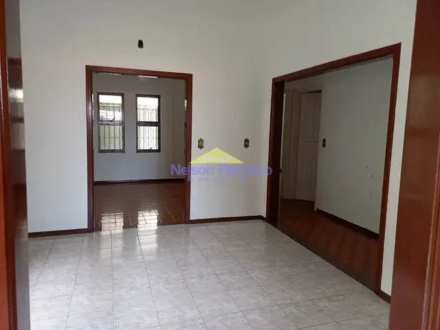 Casa com 257m² 3 quartos e 2 banheiros, à venda, no bairro Centro em Capivari