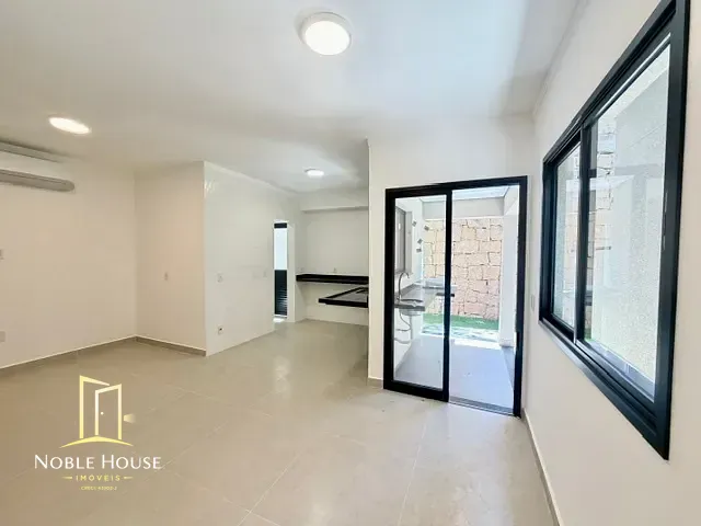 Casa 3 quartos e 4 banheiros, para alugar, no bairro Vila Omízollo em Louveira