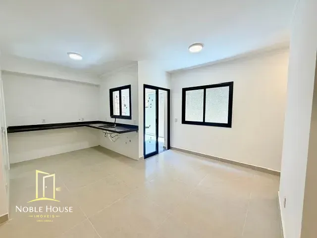 Casa 3 quartos e 4 banheiros, para alugar, no bairro Vila Omízollo em Louveira