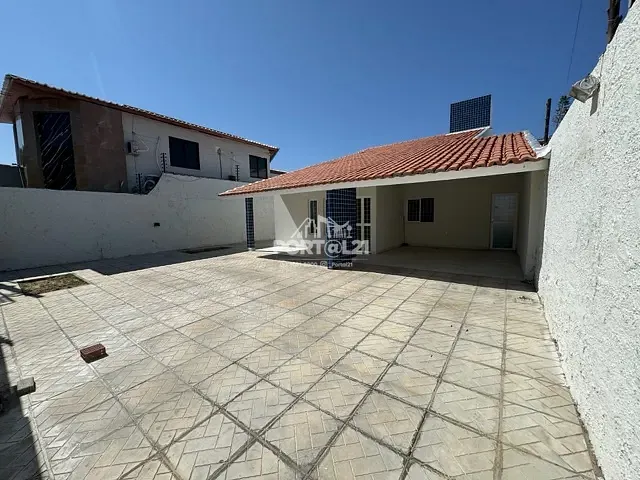 Casa 3 quartos e 4 banheiros, para alugar, no bairro São José em Petrolina