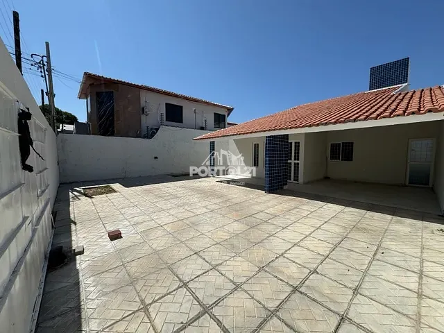 Casa 3 quartos e 4 banheiros, para alugar, no bairro São José em Petrolina