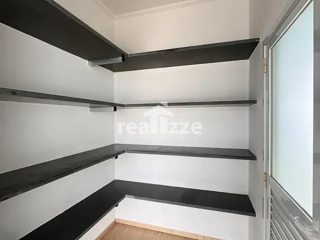 Casa 3 quartos e 3 banheiros, para alugar, no bairro Parque Santa Bárbara em Itapira