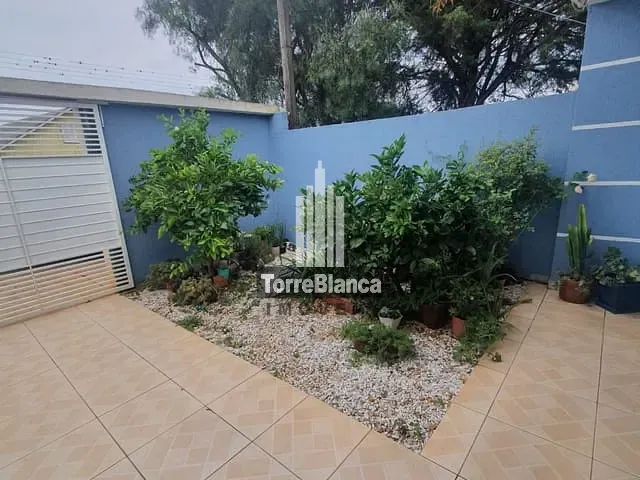 Casa com 125m² 2 quartos e 1 banheiro, à venda, no bairro Cará-Cará em Ponta Grossa