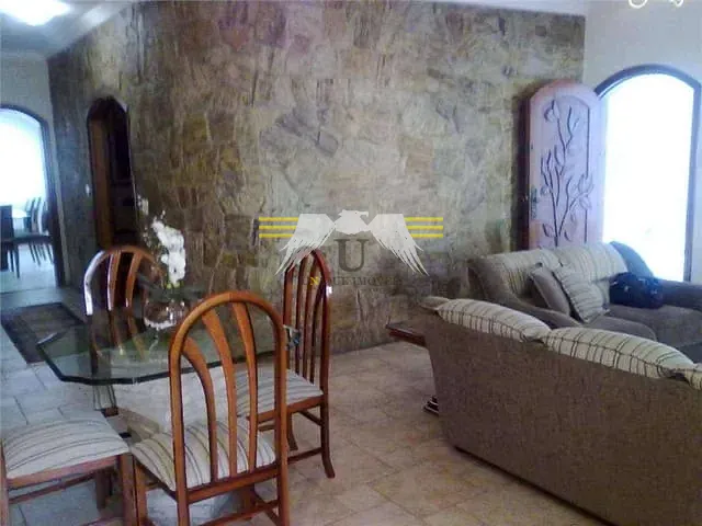 Sobrado com 225m² 4 quartos e 3 banheiros, à venda, no bairro Vila Santa Isabel em São Paulo