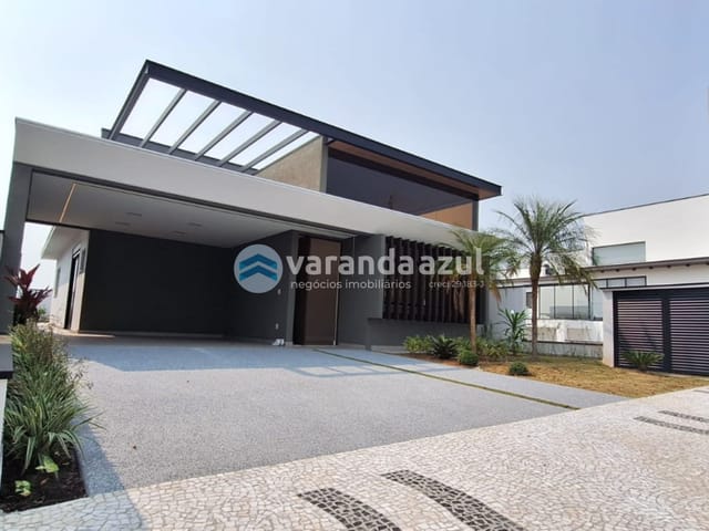Casa com 360m² 3 quartos e 4 banheiros, à venda, no bairro Jardim São Pedro em Mogi das Cruzes