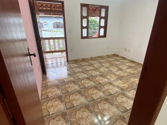 Casa 3 quartos e 2 banheiros, para alugar, no bairro Recreio em Rio das Ostras