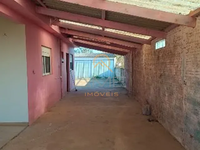 Casa 2 quartos e 1 banheiro, à venda, no bairro Três Vendas em Pelotas