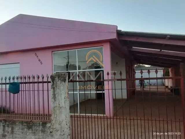 Casa 2 quartos e 1 banheiro, à venda, no bairro Três Vendas em Pelotas