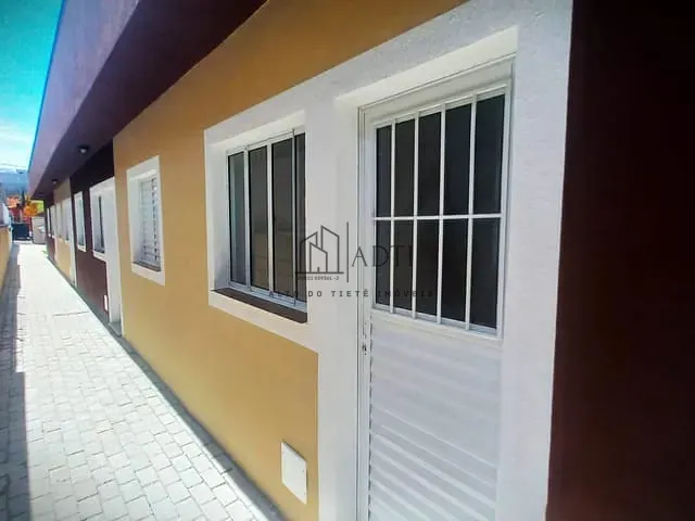 Casa 2 quartos e 2 banheiros, à venda, no bairro Vila São Paulo em Mogi das Cruzes
