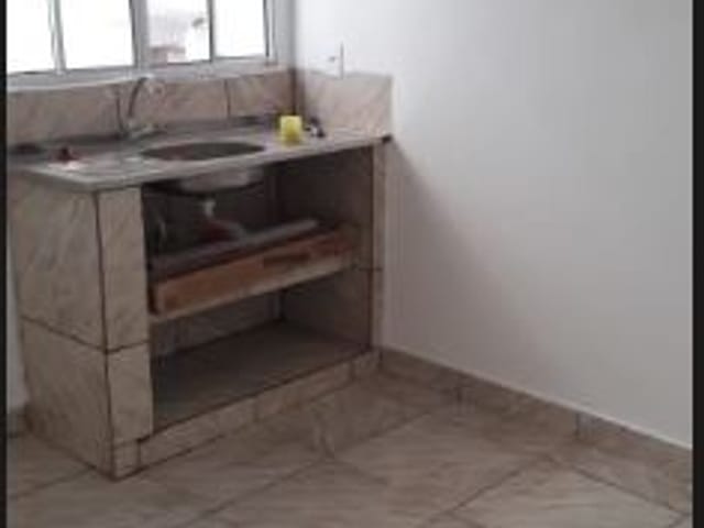 Casa para alugar, no bairro Jardim Miriam em São Paulo