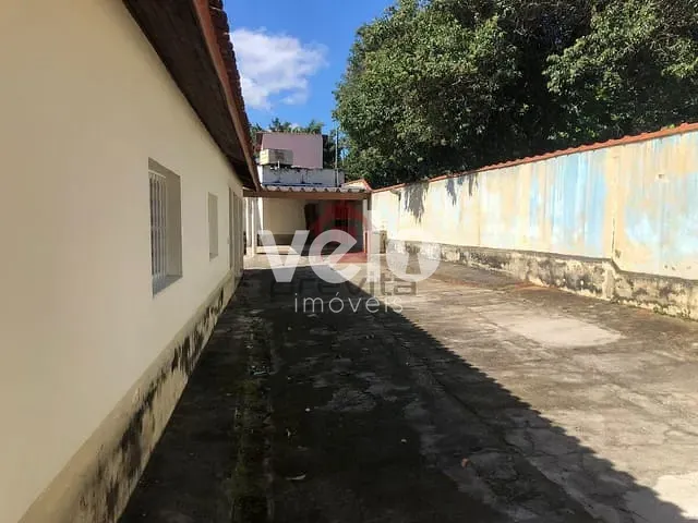 Casa com 360m² 3 quartos e 2 banheiros, à venda, no bairro Jardim Bela Vista em Taubaté