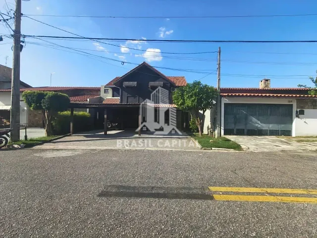 Casa 3 quartos e 4 banheiros, à venda, no bairro Jardim Ibiti do Paço em Sorocaba