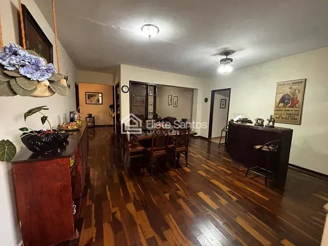 Casa com 305m² 3 quartos e 6 banheiros, à venda, no bairro Centro em Americana