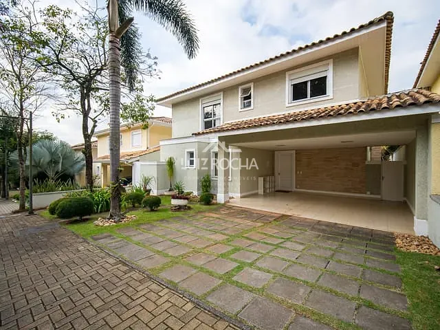 Casa com 345m² 3 quartos e 3 banheiros, à venda, no bairro GRANJA VIANA em Cotia