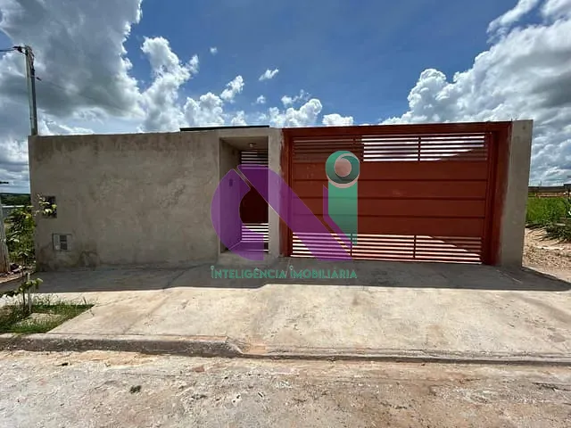 Casa 2 quartos e 1 banheiro, à venda, no bairro Residencial Monte Carlo em Adamantina