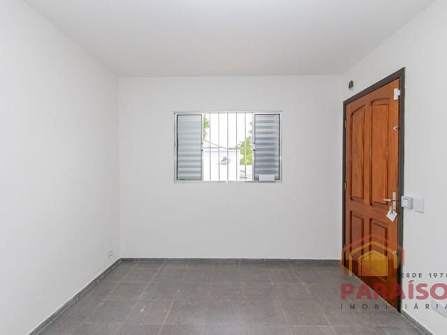 Casa com 458m² 2 quartos e 1 banheiro, à venda, no bairro Uberaba em Curitiba