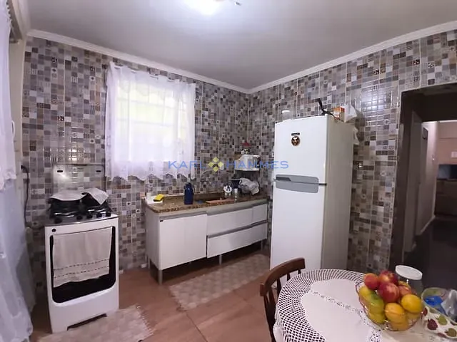 Casa 3 quartos e 2 banheiros, à venda, no bairro Mosela em Petrópolis