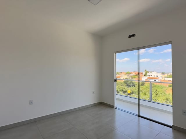 Foto do Casa - Casa Duplex para locação, Santa Tereza, Araçuaí, MG | Rede Max Imoveis