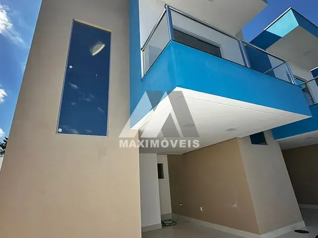 Casa 2 quartos e 1 banheiro, para alugar, no bairro Santa Tereza em Araçuaí