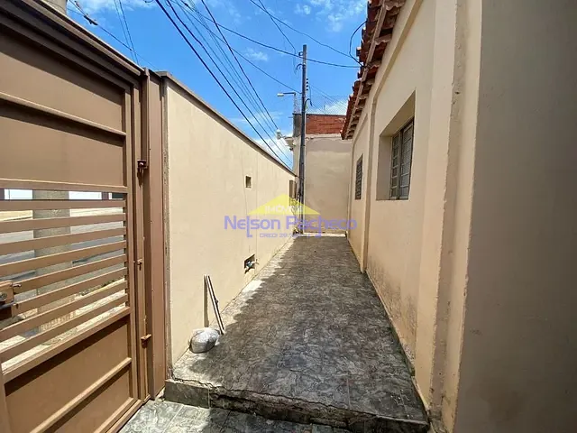 Casa com 305m² 3 quartos e 1 banheiro, à venda, no bairro Vila Carmo em Capivari
