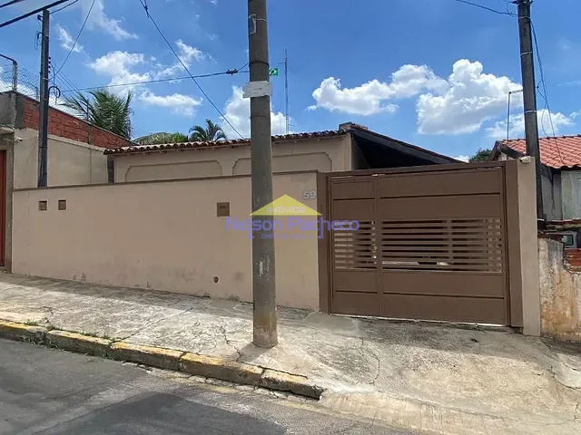 Casa com 305m² 3 quartos e 1 banheiro, à venda, no bairro Vila Carmo em Capivari
