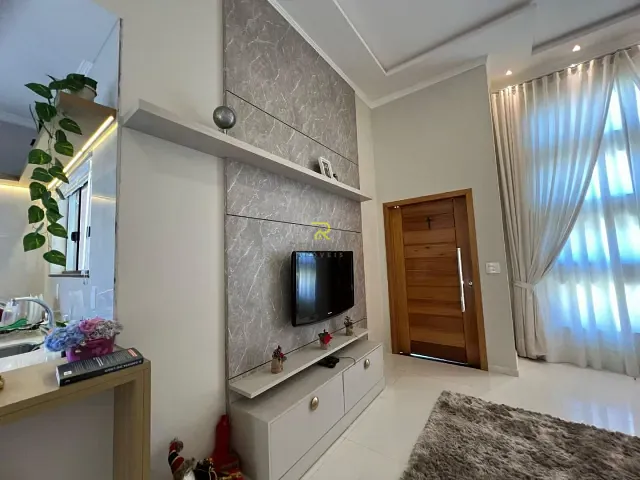 Casa com 268m² 3 quartos e 2 banheiros, à venda, no bairro Vila Bela em Guarapuava