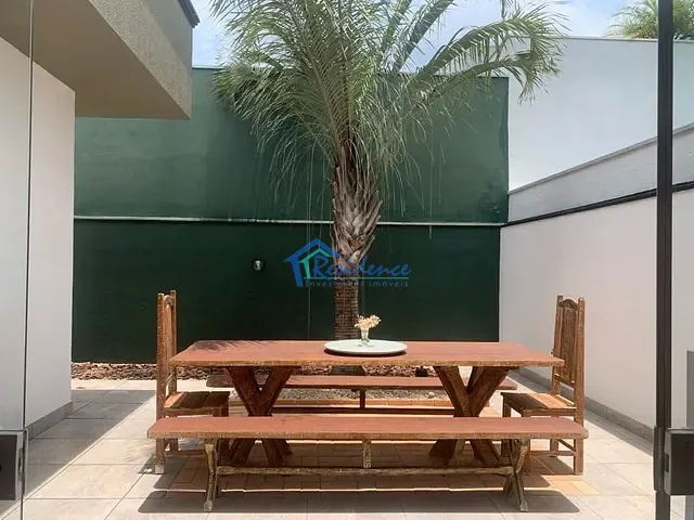 Casa com 329m² 3 quartos e 3 banheiros, à venda, no bairro Jardim Residencial Alto de Itaici em Indaiatuba