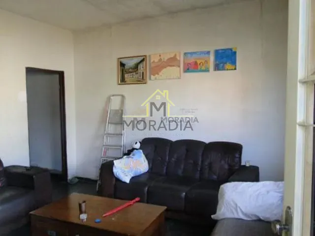 Casa com 120m² 4 quartos e 1 banheiro, à venda, no bairro Vila Progresso em Guaxupé
