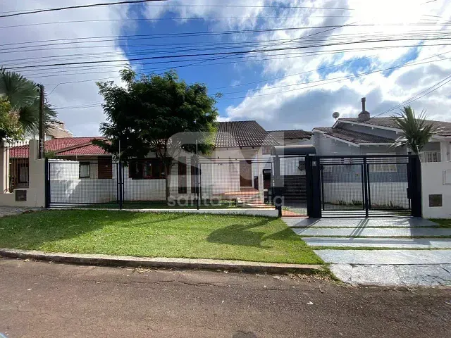 Casa 4 quartos e 3 banheiros, para alugar, no bairro Palmital em Chapecó