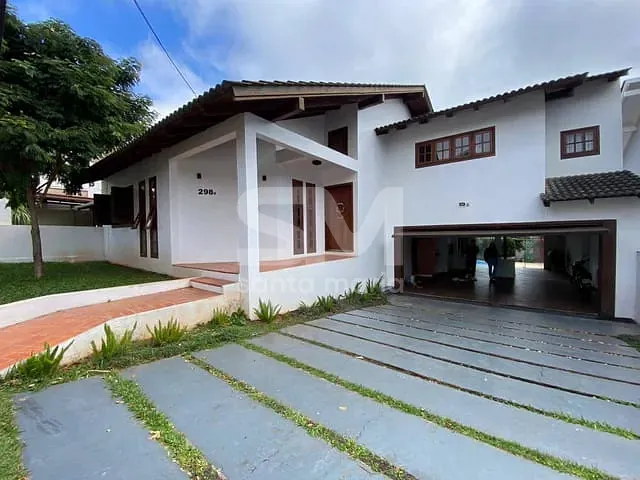 Casa 4 quartos e 3 banheiros, para alugar, no bairro Palmital em Chapecó