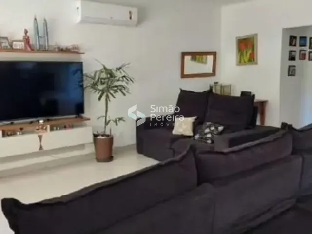 Casa com 650m² 4 quartos e 2 banheiros, à venda, no bairro centro em Paraíba do Sul