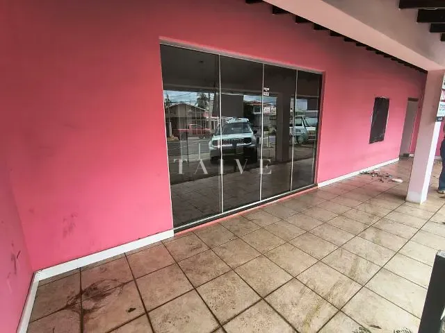 Casa com 286m², para alugar, no bairro Guanabara em Londrina