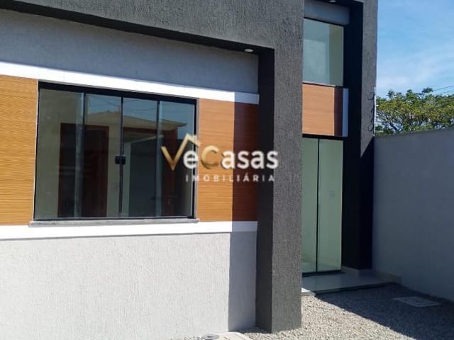 Casa com 52m² 2 quartos e 2 banheiros, à venda, no bairro Village Rio das Ostras em Rio das Ostras