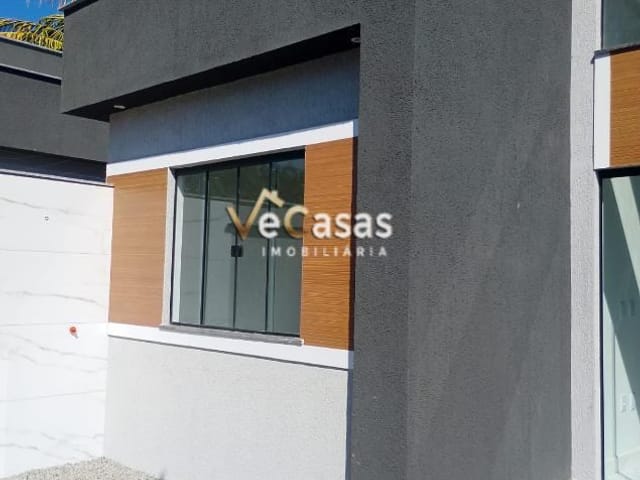 Casa com 52m² 2 quartos e 2 banheiros, à venda, no bairro Village Rio das Ostras em Rio das Ostras