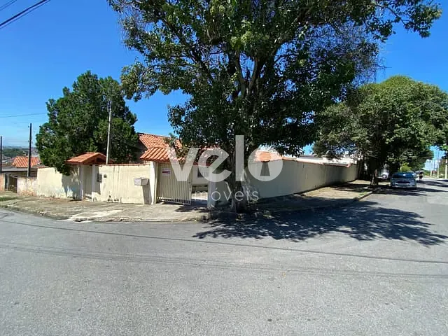 Casa com 360m² 3 quartos e 2 banheiros, à venda, no bairro Jardim Bela Vista em Taubaté