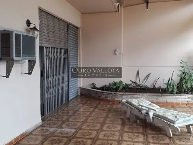 Casa com 450m² 4 quartos e 2 banheiros, à venda, no bairro Vila Monumento em São Paulo