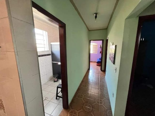 Casa com 300m², à venda, no bairro A Definir em Cambuí