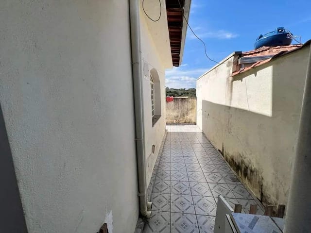 Casa com 300m², à venda, no bairro A Definir em Cambuí