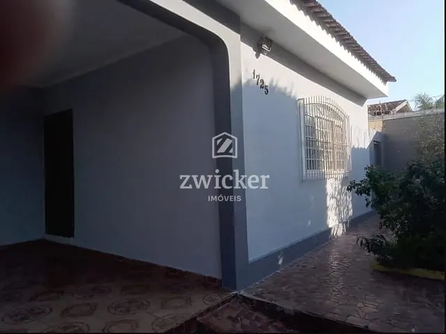Casa com 240m² 3 quartos e 2 banheiros, à venda, no bairro Vila Santa Terezinha em Bauru