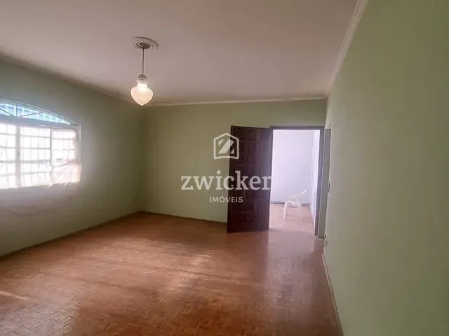 Casa com 240m² 3 quartos e 2 banheiros, à venda, no bairro Vila Santa Terezinha em Bauru